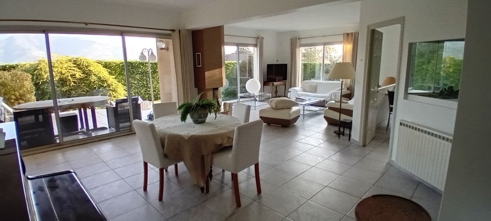 Maison à vendre, 242m², Meylan
