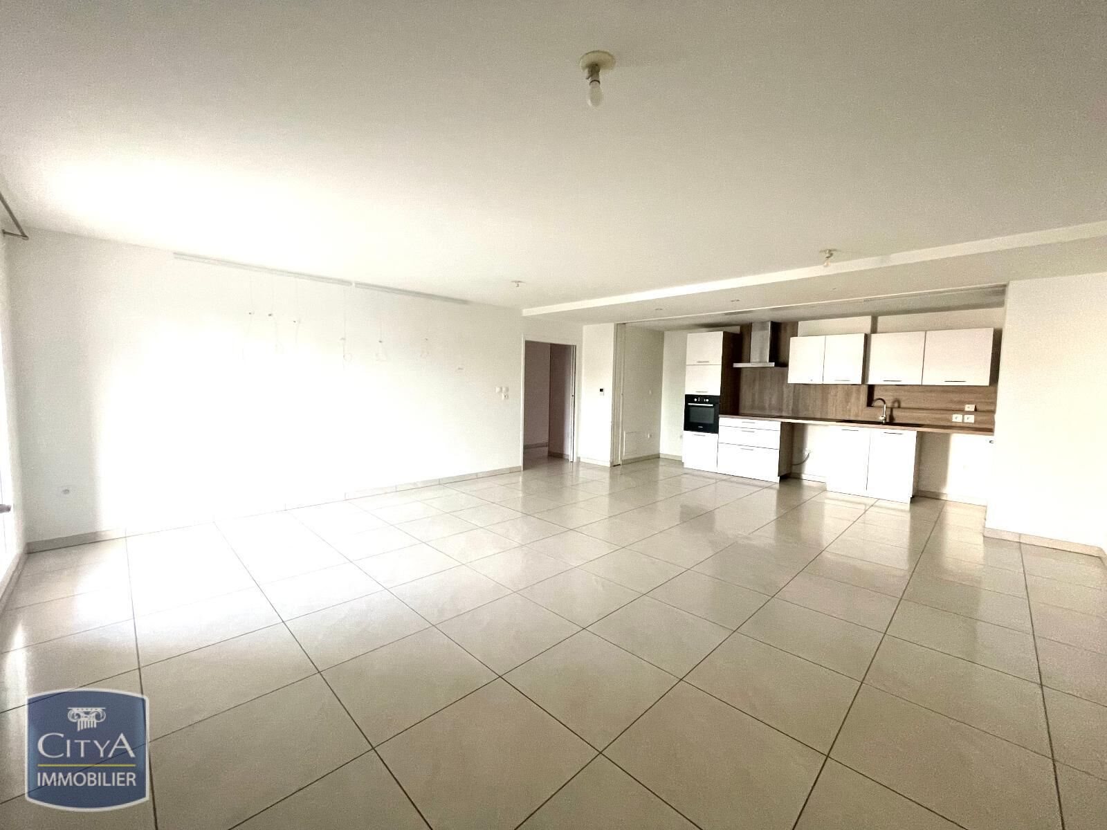 Appartement à louer, 79m², Saint-Etienne