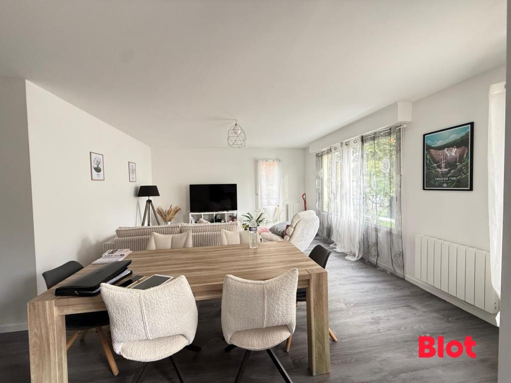 Appartement à louer, 73m², Vern-sur-Seiche