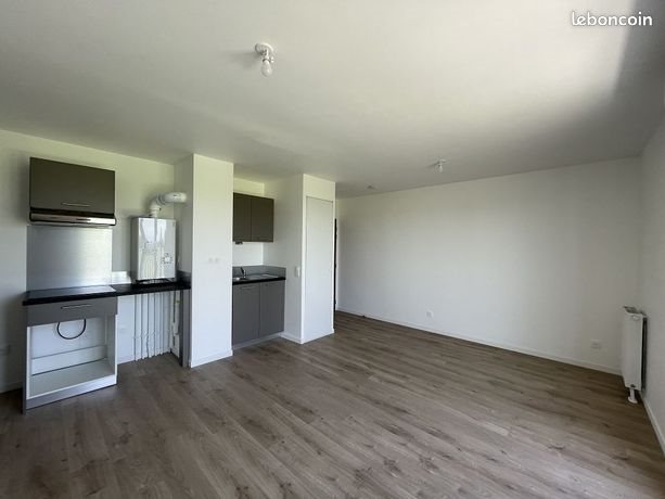 Appartement à louer, 39m², Carpiquet