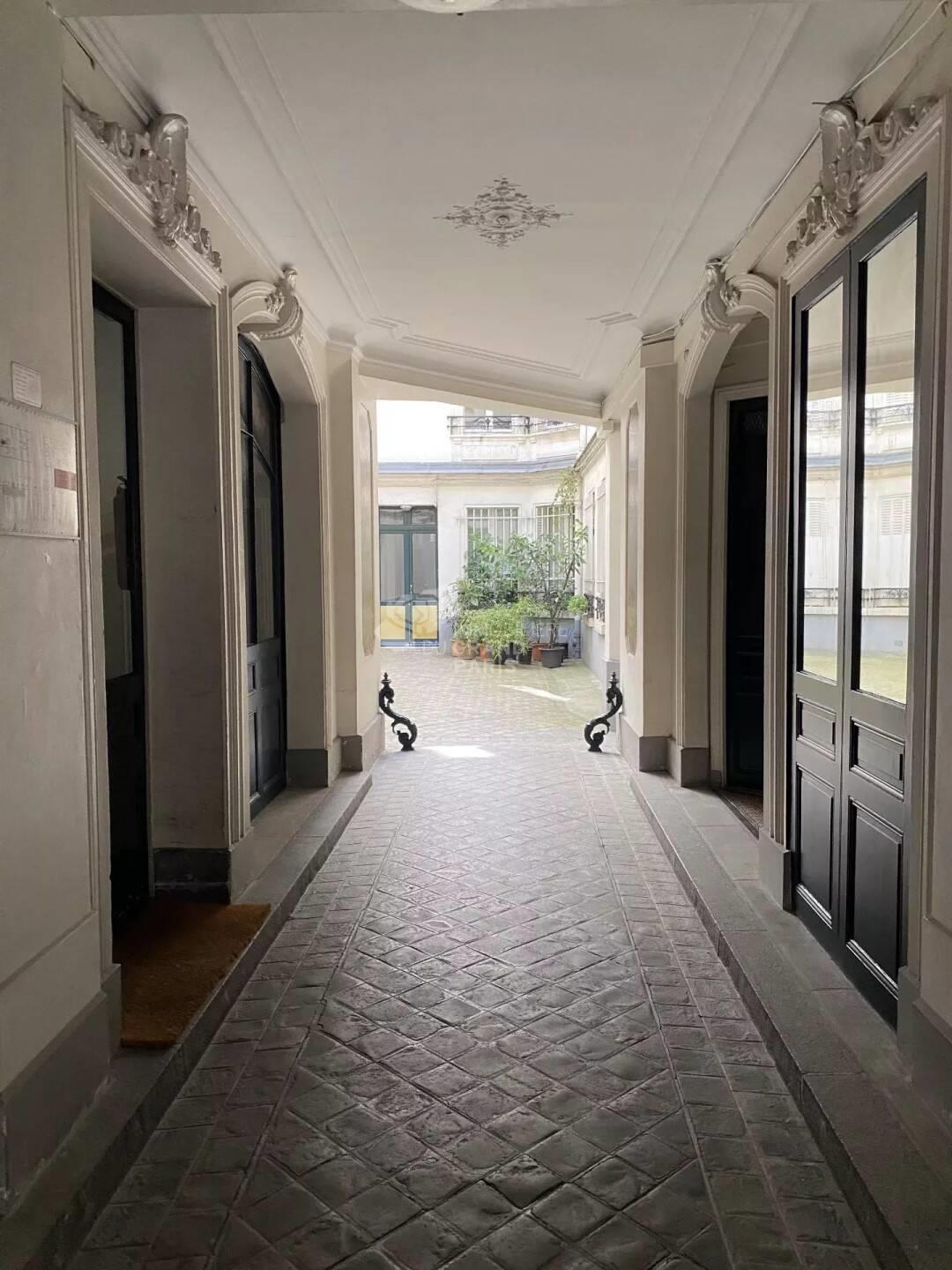 Maison à vendre, 9m², Paris 8ème