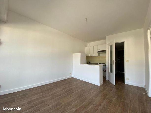 Appartement à louer, 32m², Saint-Etienne