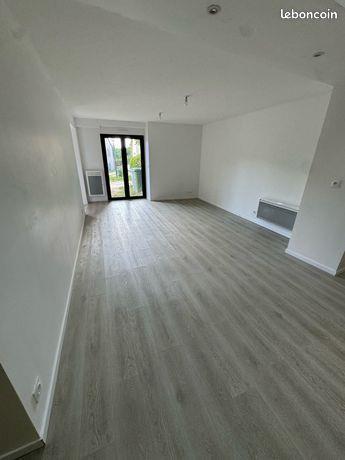 Maison à louer, 83m², Bullion