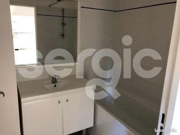 Appartement à louer, 38m², Reims