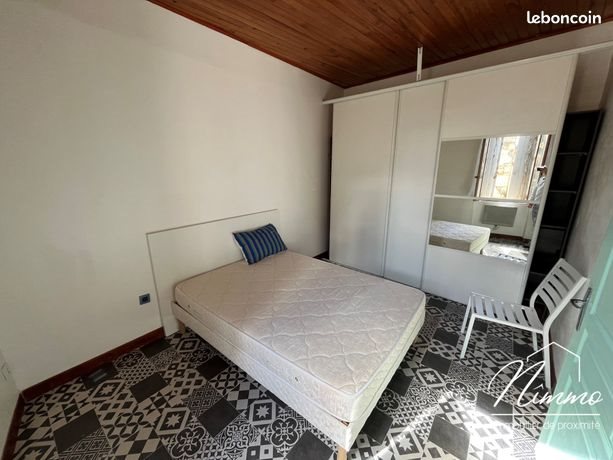 Appartement à louer, 25m², Nîmes