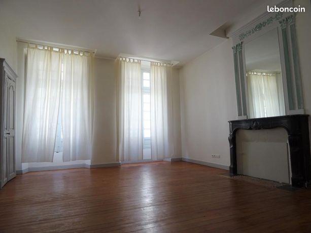 Appartement à louer, 68m², Nantes