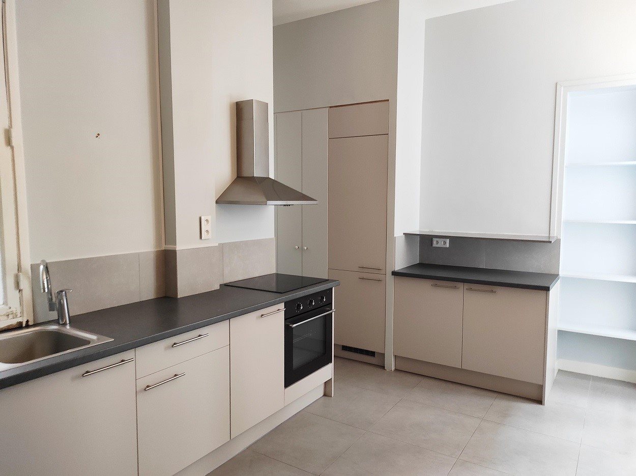 Appartement à louer, 84m², Paris 16ème