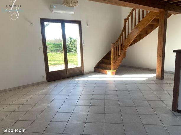 Appartement à louer, 97m², Péronnas