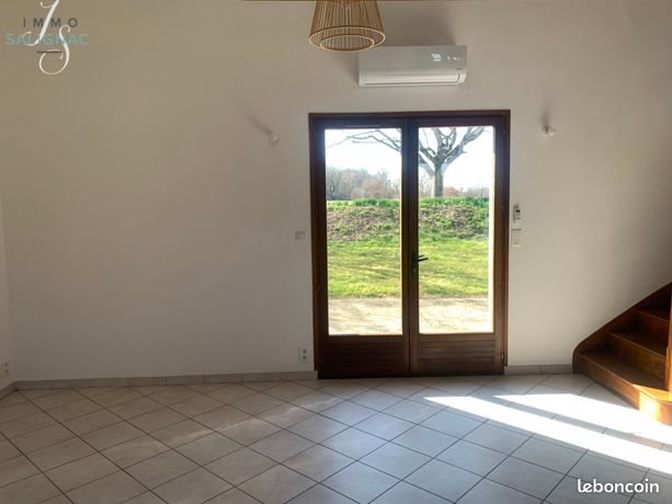 Appartement à louer, 97m², Péronnas