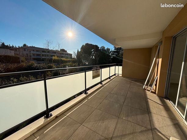 Appartement à louer, 61m², Aix-en-Provence