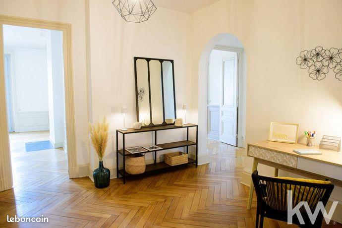 Appartement à vendre, 167m², Saint-Etienne