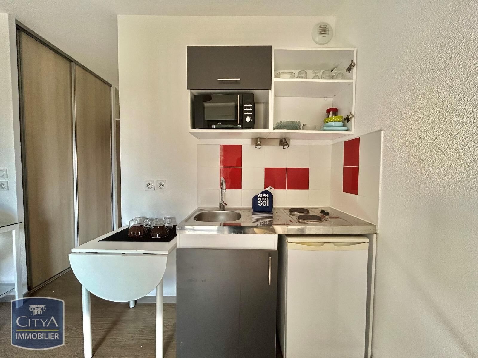 Appartement à louer, 20m², Limonest