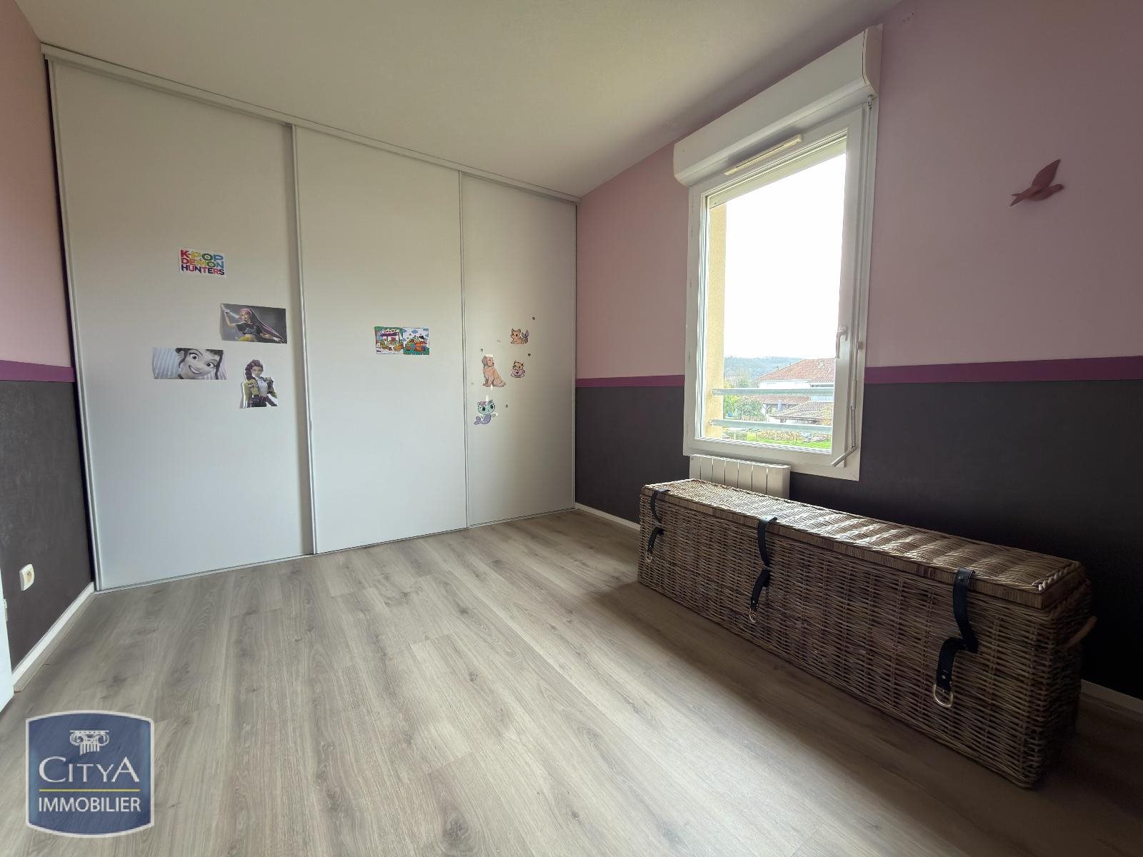 Maison à louer, 78m², Terrasson-Lavilledieu