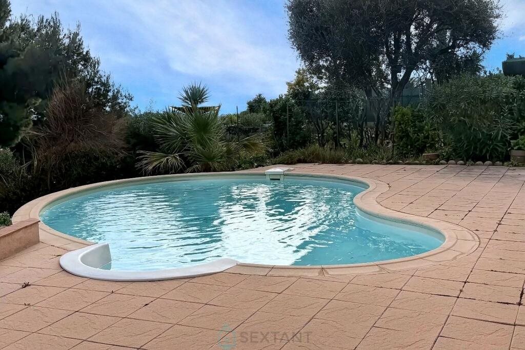 Maison à vendre, 120m², Cagnes-sur-Mer