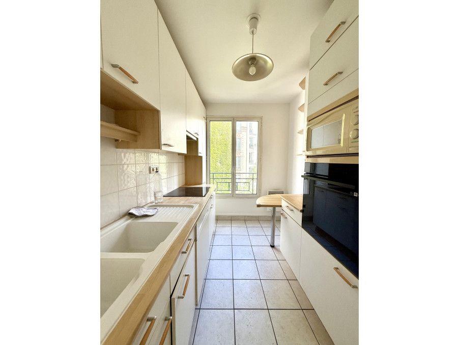 Appartement à louer, 73m², Paris 8ème