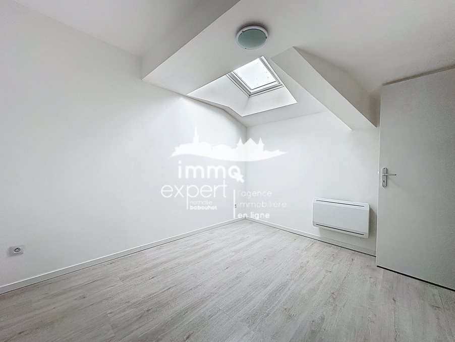 Maison à louer, 131m², Poussay