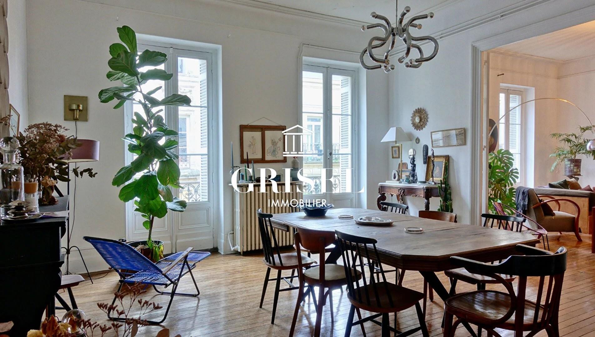 Appartement à vendre, 211m², Bordeaux