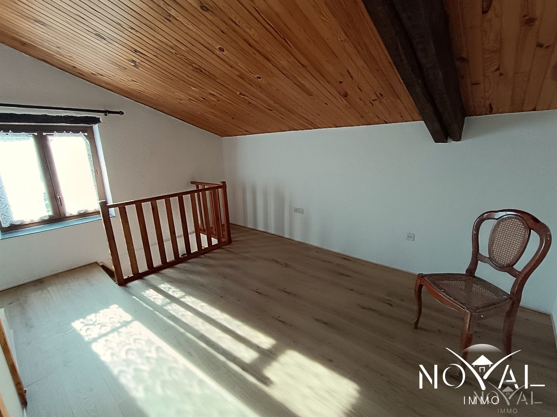 Appartement à louer, 42m², Peyroules