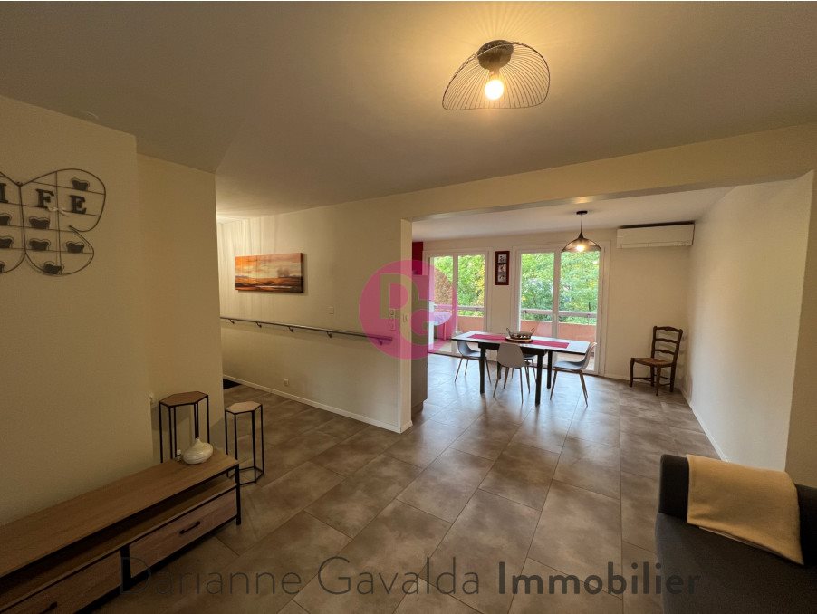 Appartement à louer, 76m², Decazeville