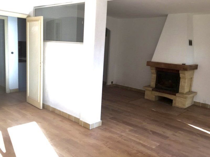 Appartement à louer, 75m², Cassis