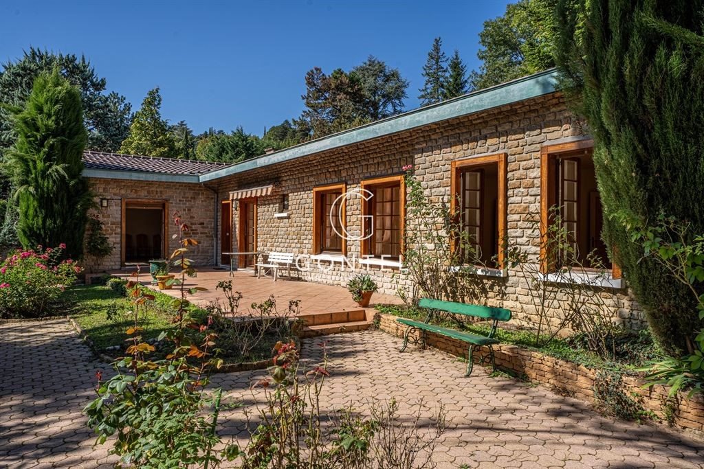 Maison à vendre, 195m², Saint-Cyr-au-Mont-d'Or