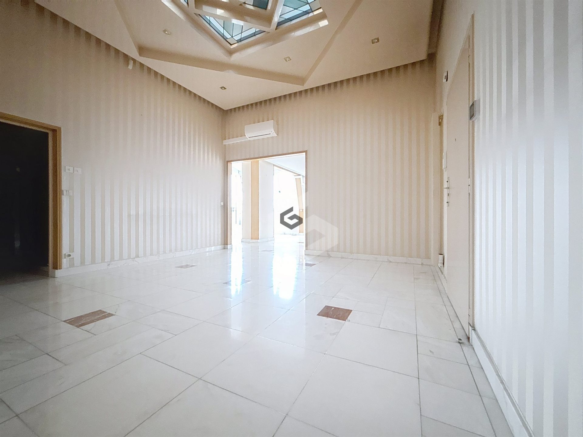 Appartement à vendre, 307m², Reims