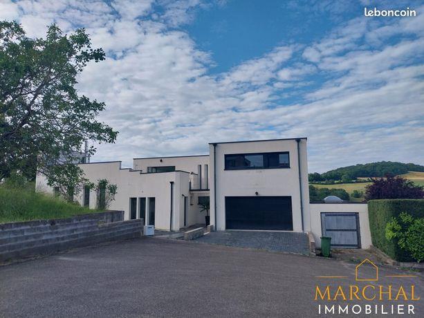 Maison à vendre, 206m², Corny-sur-Moselle