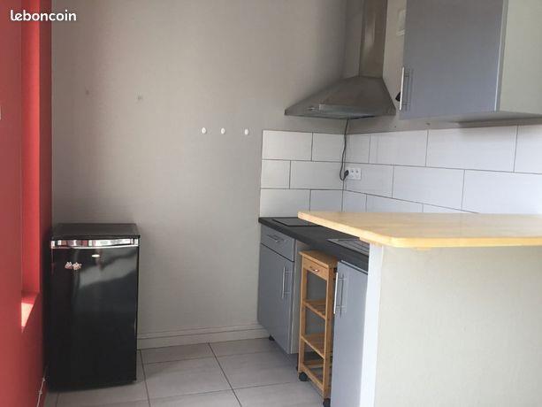 Appartement à louer, 28m², Saint-Etienne