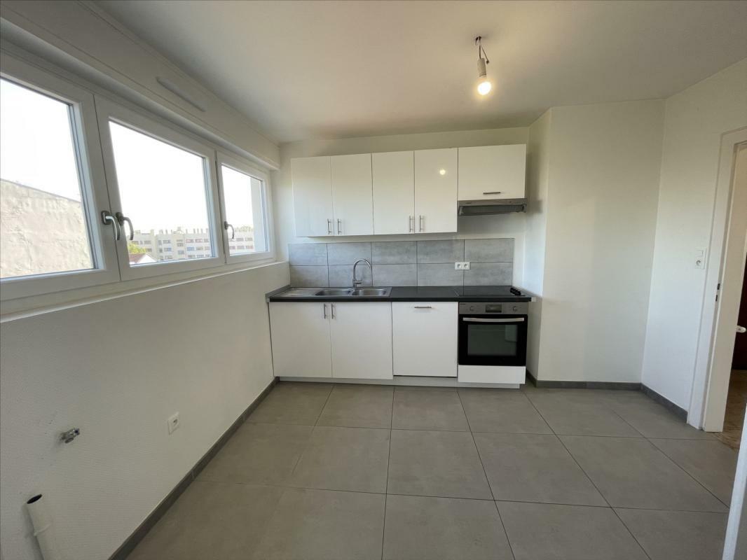 Appartement à louer, 93m², Metz