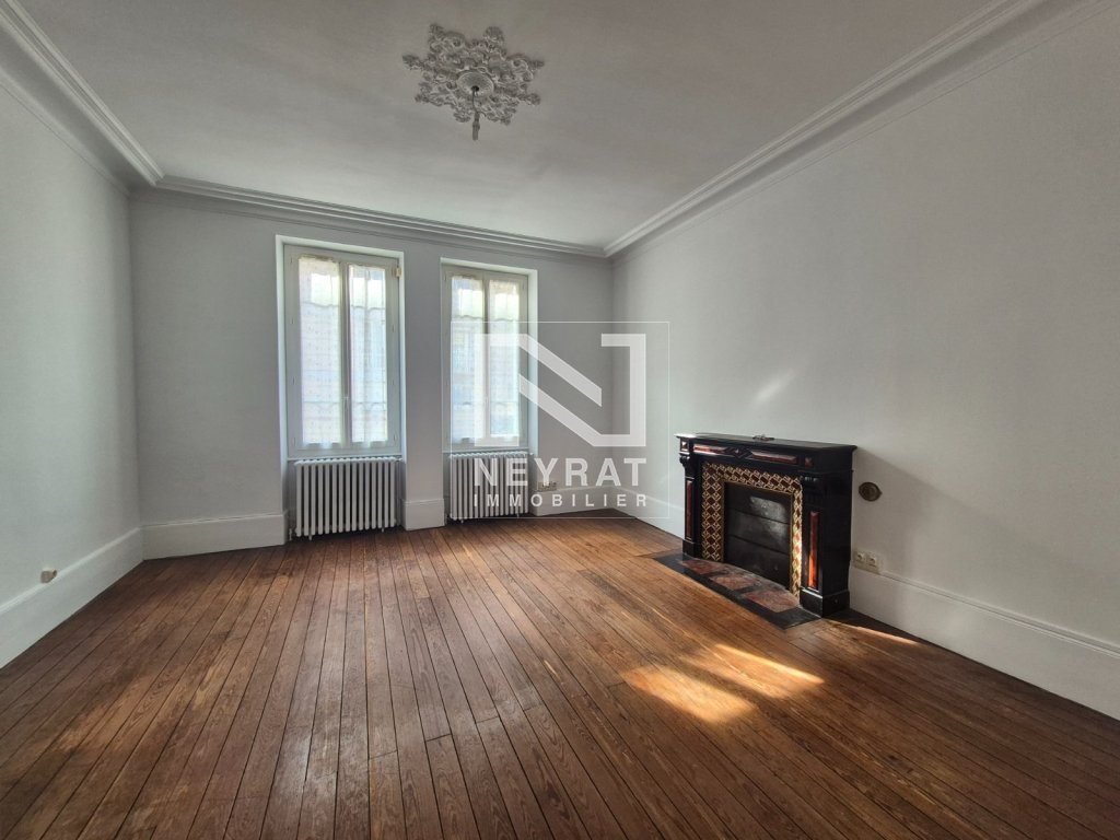 Appartement à louer, 105m², Autun