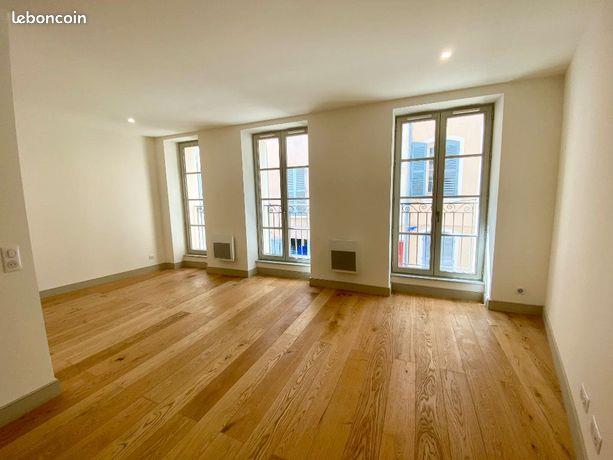 Appartement à louer, 39m², Toulon
