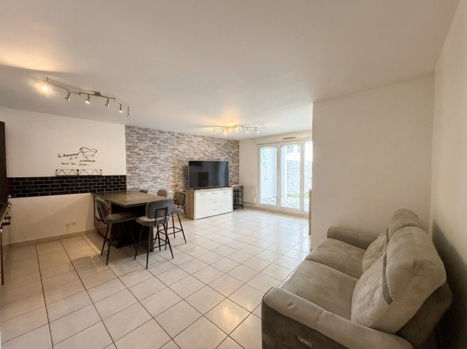 Appartement à louer, 71m², Vaulx-en-Velin