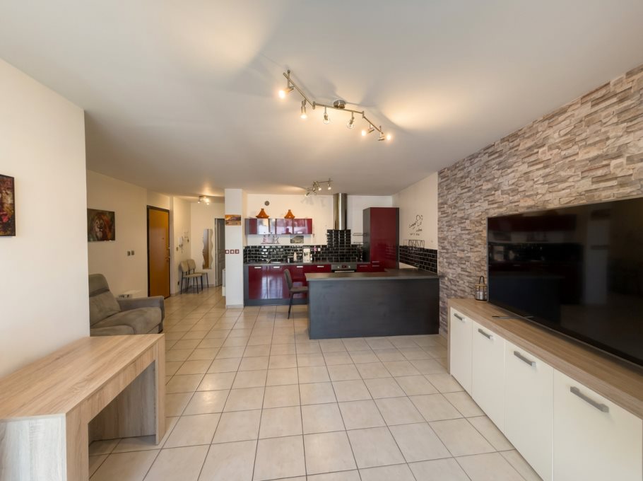 Appartement à louer, 71m², Vaulx-en-Velin