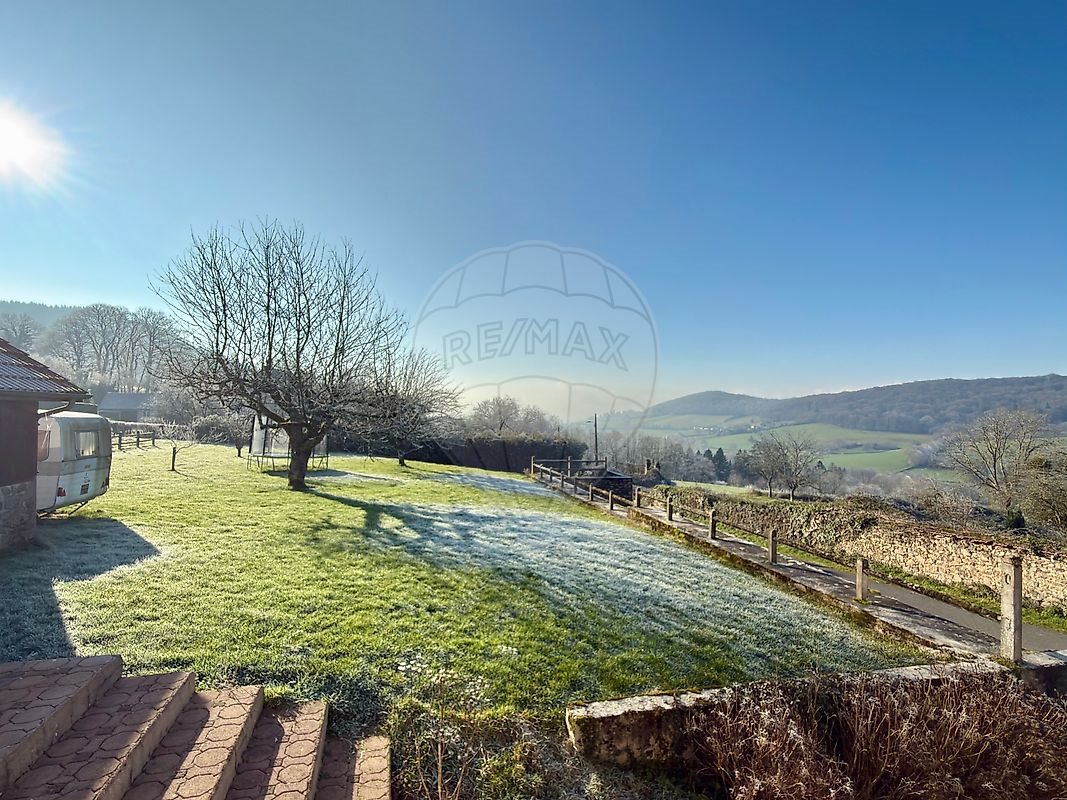 Maison à vendre, 96m², Larochemillay