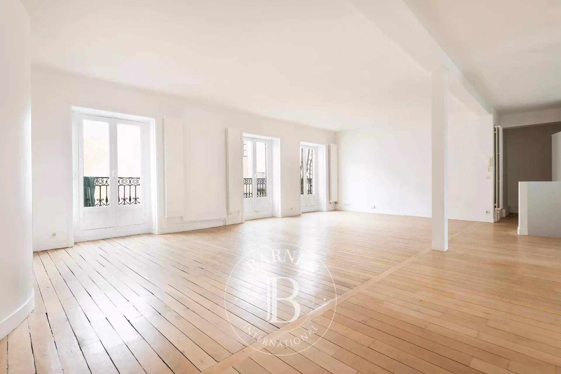 Appartement à louer, 228m², Paris 16ème