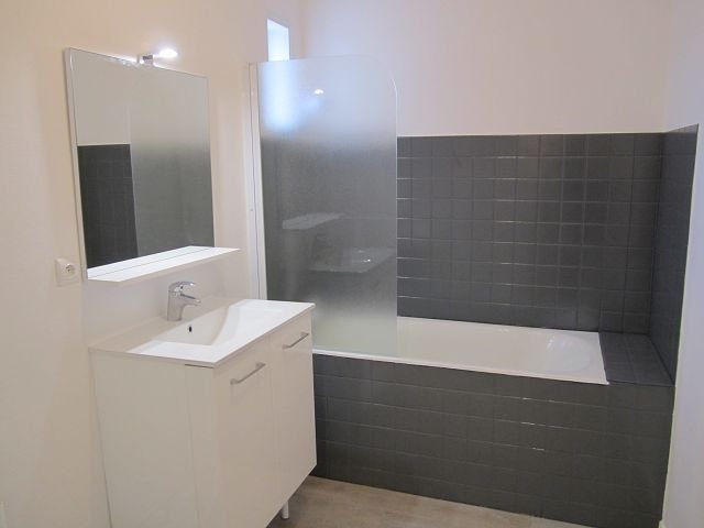 Appartement à louer, 41m², Ecouflant