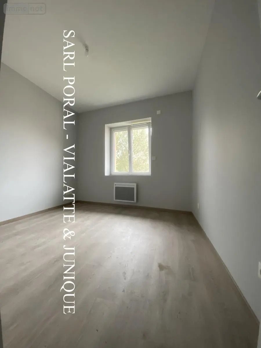 Appartement à louer, 51m², Priay