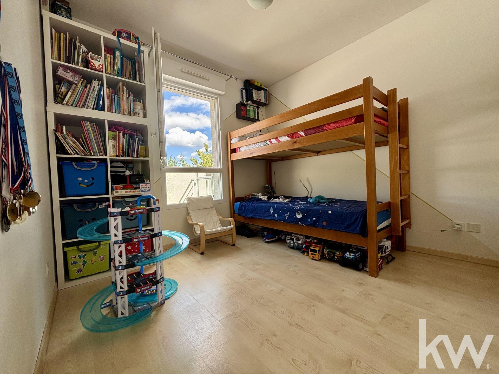 Appartement à vendre, 76m², Saint-Genest-Lerpt