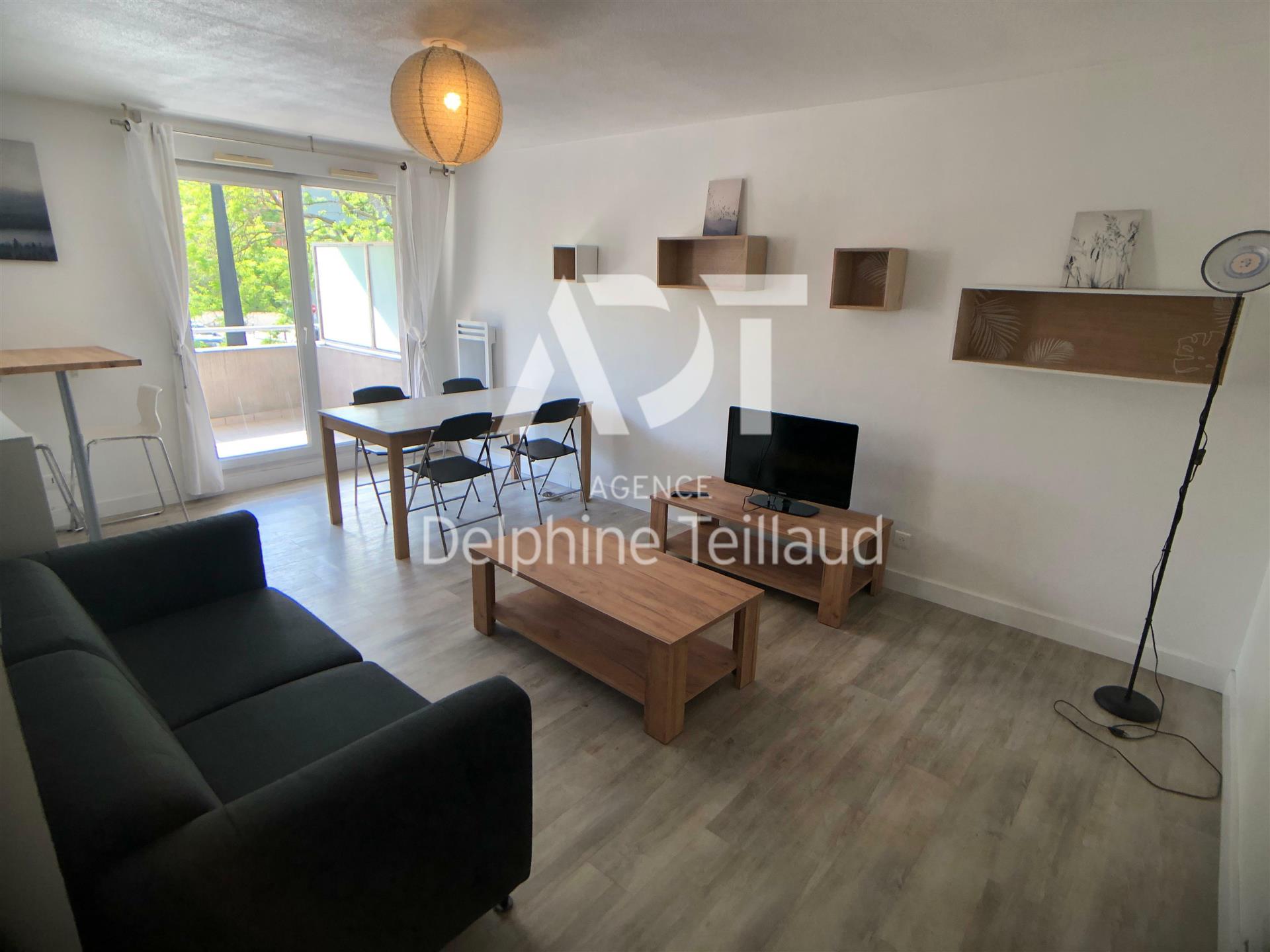 Maison à louer, 67m², Grenoble