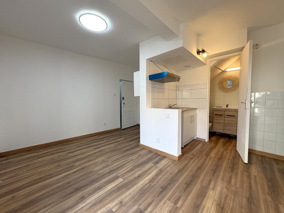 Appartement à louer, 16m², Marsillargues