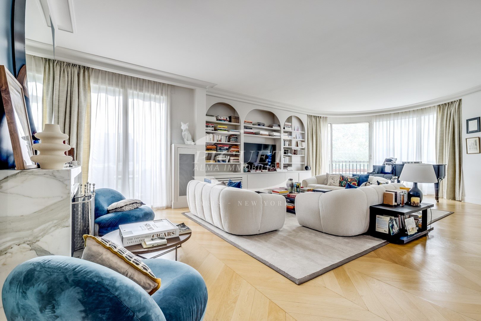 Appartement à louer, 250m², Paris 16ème