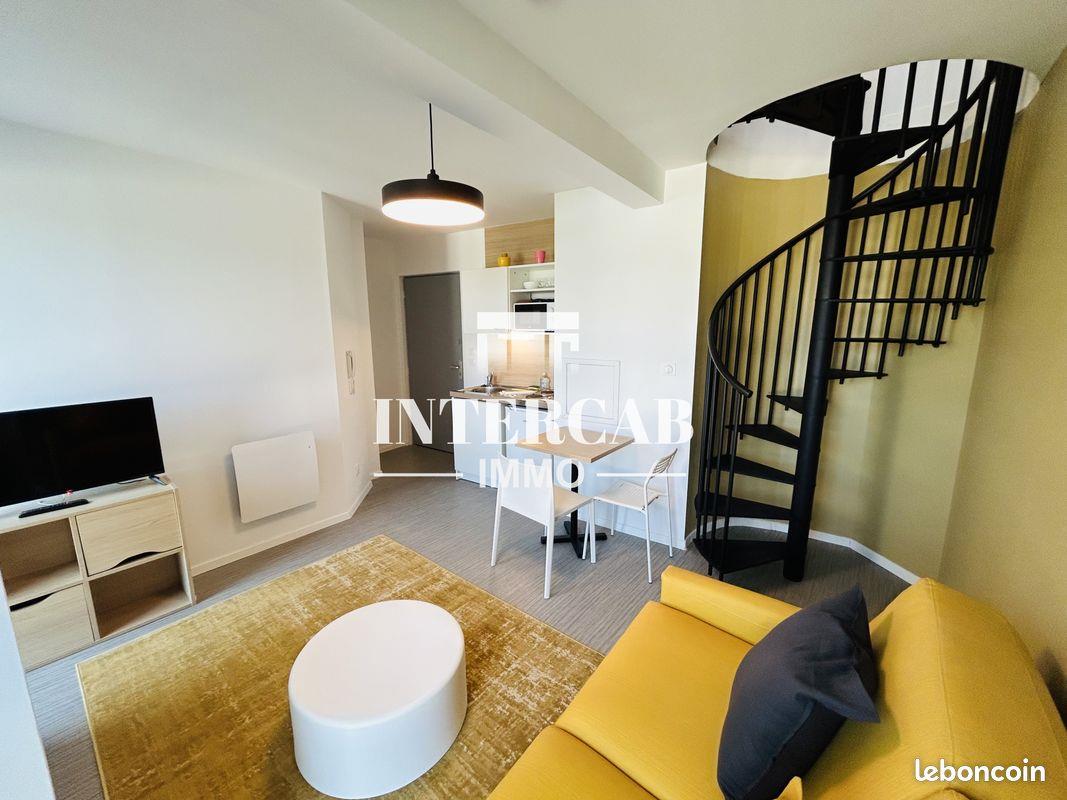 Appartement à louer, 29m², Reims