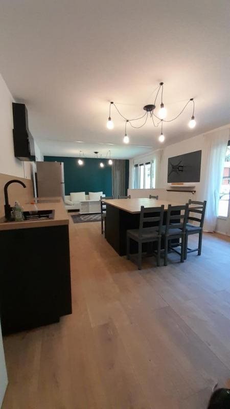 Appartement à louer, 86m², Grenoble