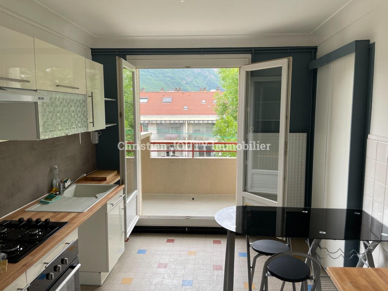 Appartement à louer, 68m², Grenoble