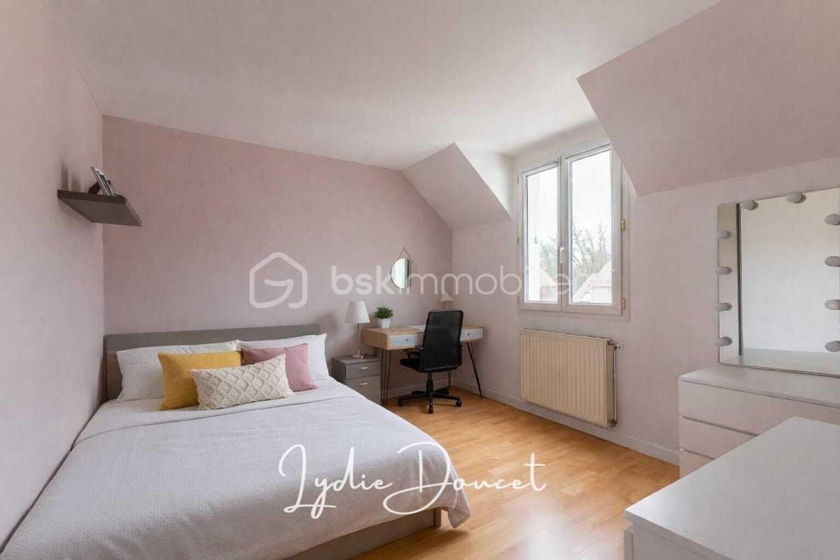 Maison à vendre, 131m², Magny-le-Hongre