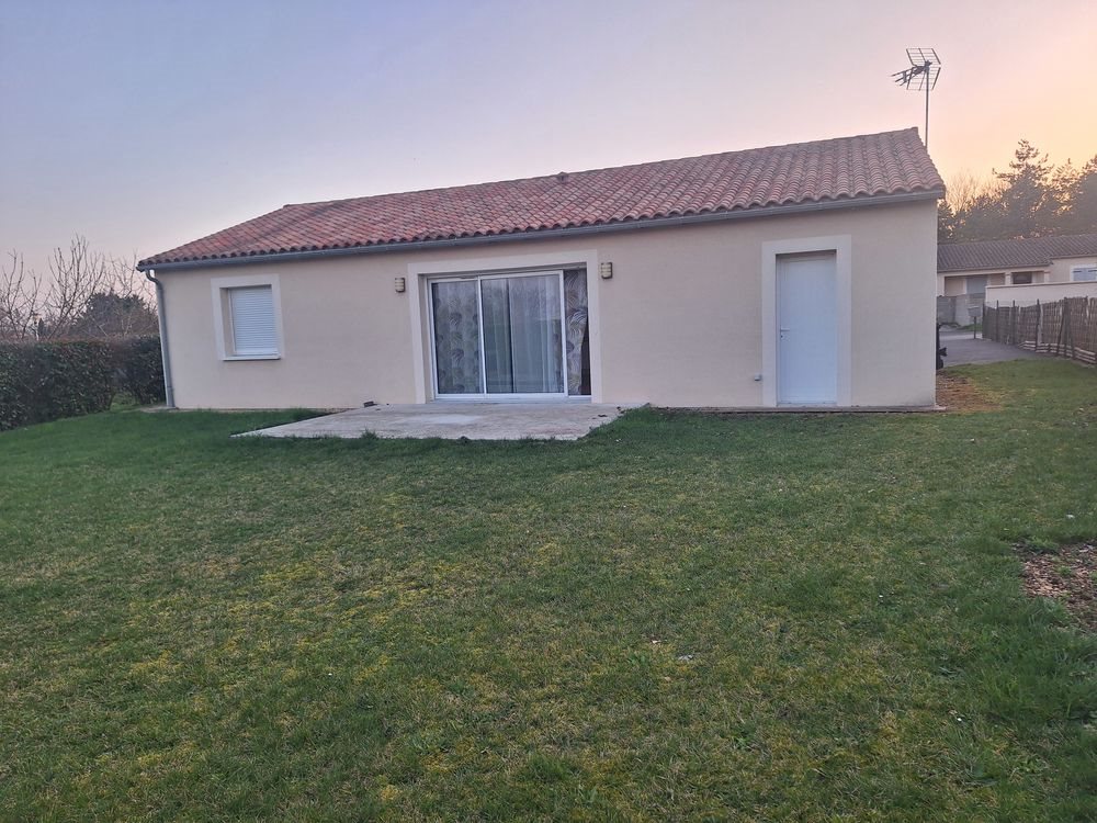 Maison à louer, 64m², Yversay