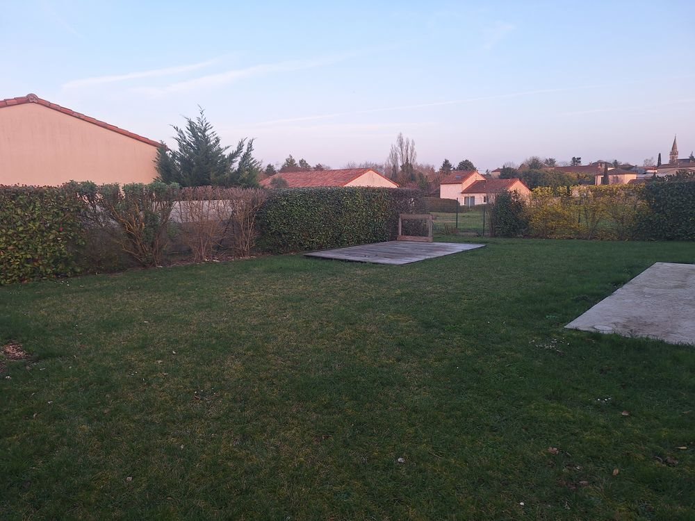 Maison à louer, 64m², Yversay