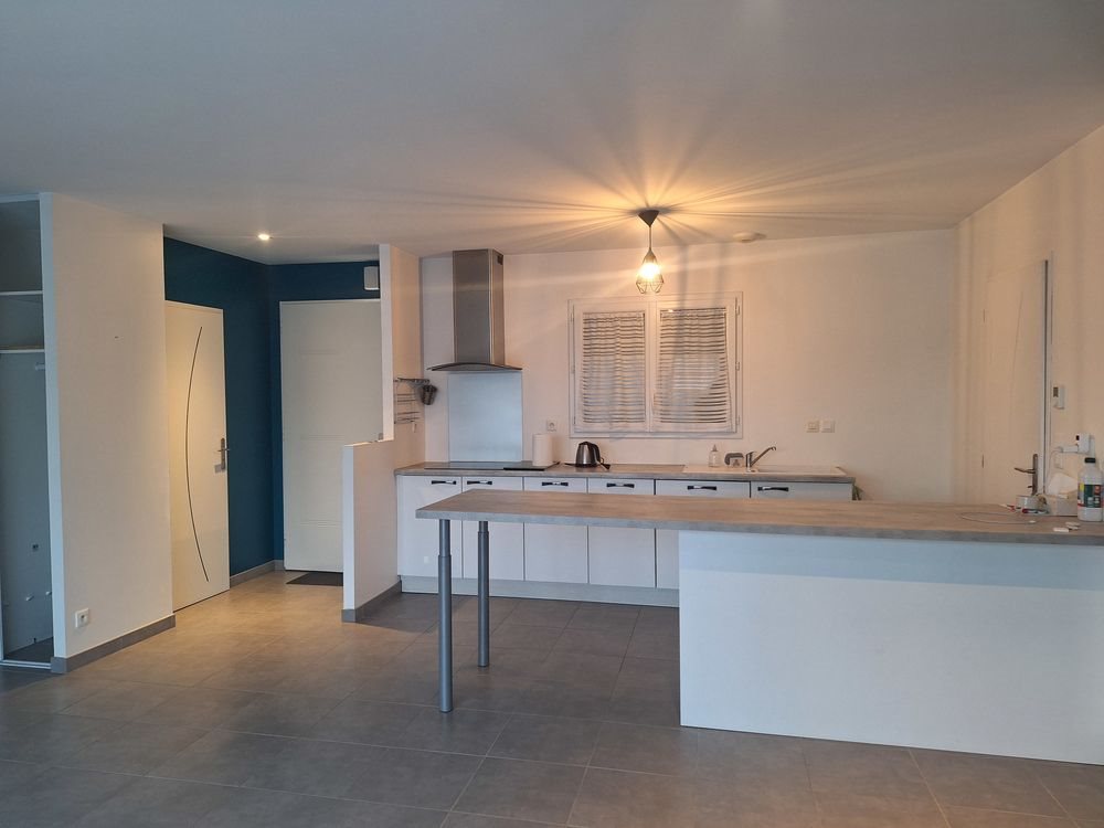 Maison à louer, 64m², Yversay