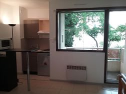 Appartement à louer, 24m², Nîmes