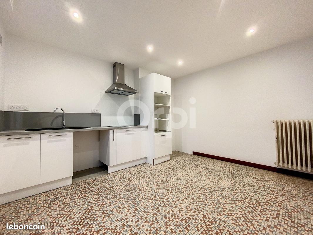 Maison à louer, 74m², Riantec